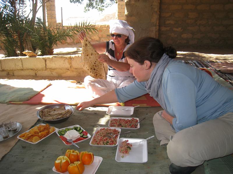 Dahab selectie 2010_01_14 12h37m.jpg - Lunch at Wadi Arada